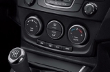 Mazda 5 - Oprava panelu klimatizácie