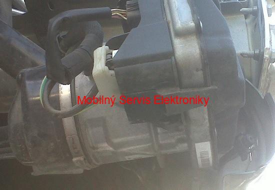 Peugeot 308 - Oprava elektroniky A0025878